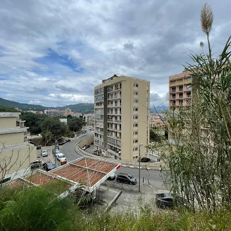 Studio Confortable Avec Terrasse Proche De La Apartment
